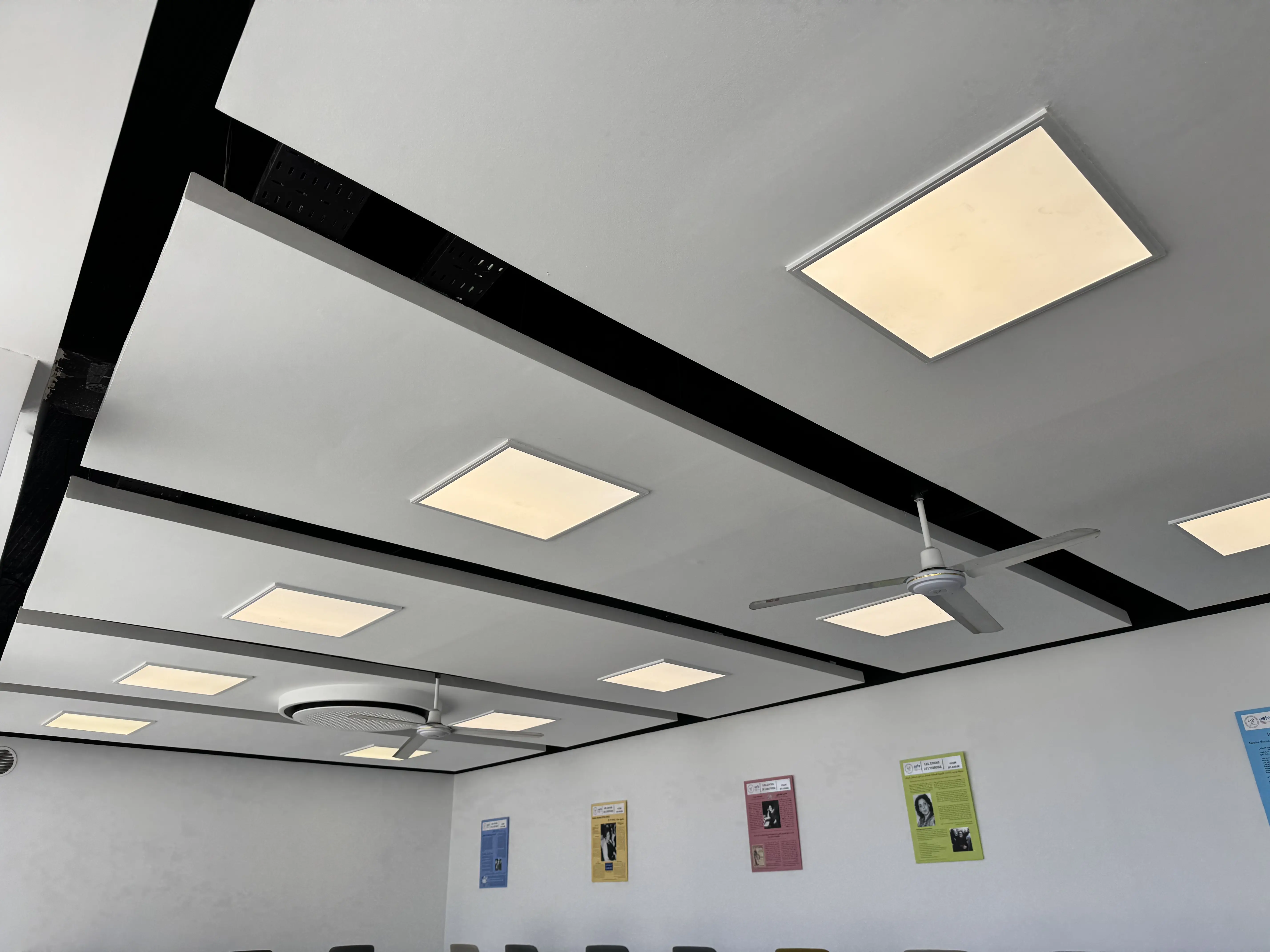 Éclairage LED d'une salle de classe